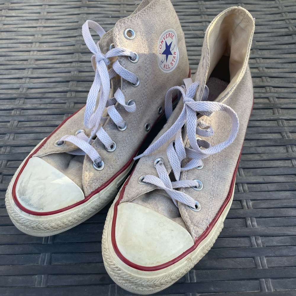 Converse Chuck Taylor high tops